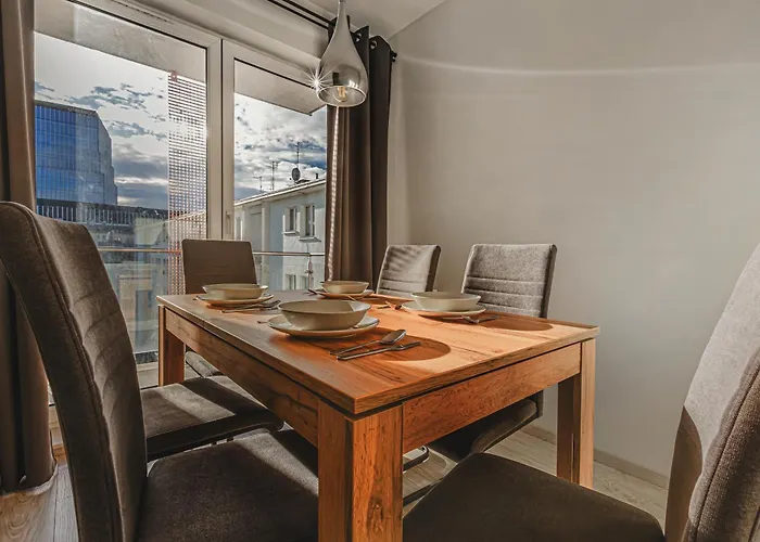 Komfortowe W Centrum Wroclawia Apartamento *